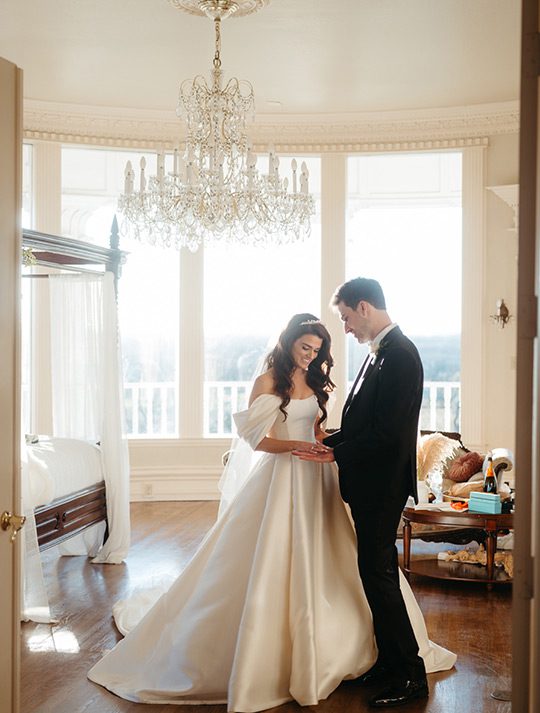 birde and groom in the birdal suite